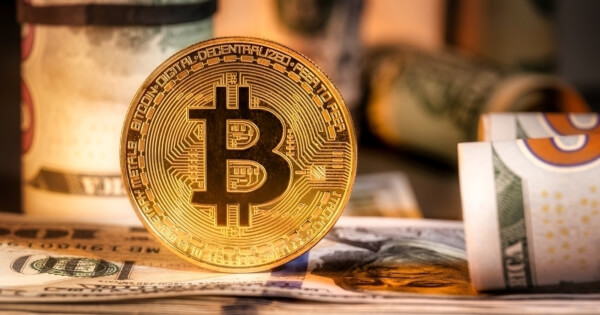 Bitcoin recupera $ 25,000 desde junio, el tono bajista permanece