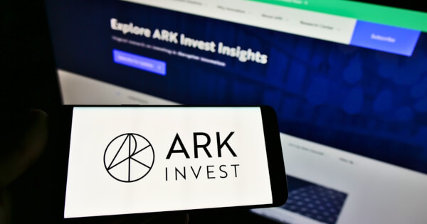 ark invest blockchain etf