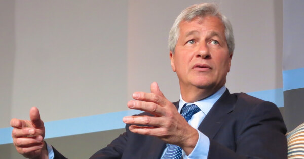 JP Morgan CEO Jamie Dimon Calls Bitcoin ‘Worthless’