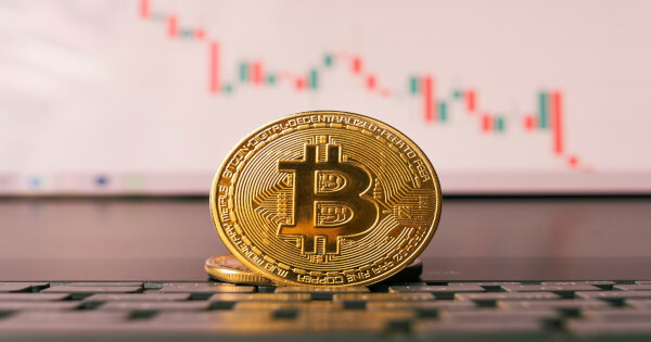 Bitcoin Dipped below 100-hour MA, Triggering Further Downswing, Analyst Suggests