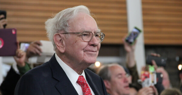 Warren Buffet’s Spiteful Comments Sends Bitcoin Tumbling Over the Weekend