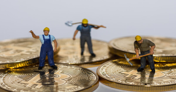 Are Bitcoin Miners Earning Minimum Reward as Hash Price Plunged to Historic Lows?