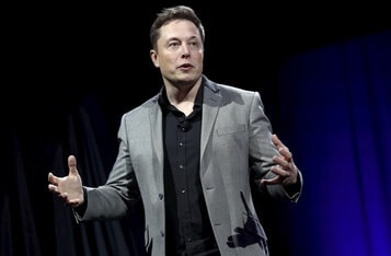 Elon Musk, The Richest Person on Earth, Wants to Be Paid in Bitcoin