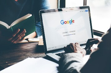 Google Struggles with Ad Revenue as Crypto Firms Reduce Spending