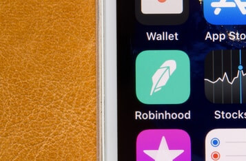 Robinhood Officially Rolls out Crypto Wallet