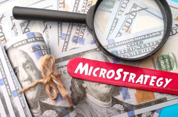 Microstrategy's Bitcoin Investment Turns Green Again