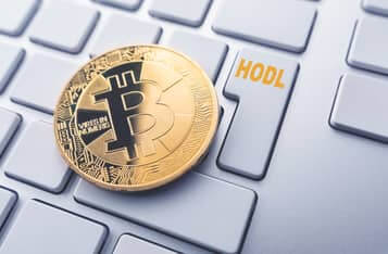 Bitcoin Hodlers’ Accumulation Continues, Ruble-Denominated BTC Volumes Hitting 9-Month High