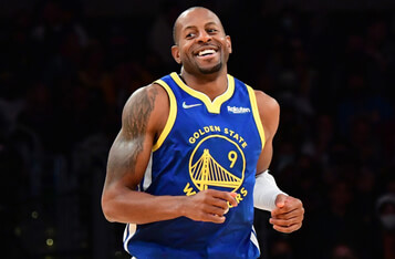 NBA champion Andre Iguodala to Accept Salary Payment in Bitcoin