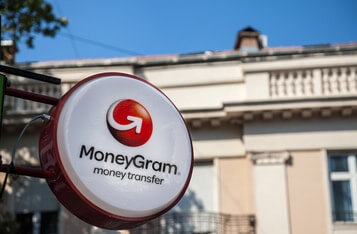 MoneyGram Puts Ripple Partnership on Hold Due to SEC Lawsuit