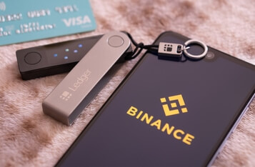 Brad Garlinghouse Lawyers Requests Documents from Binance in Ongoing Case with SEC